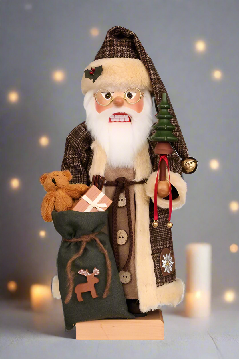 Nutcracker (Premium Collector's edition) - Santa in Tweed
